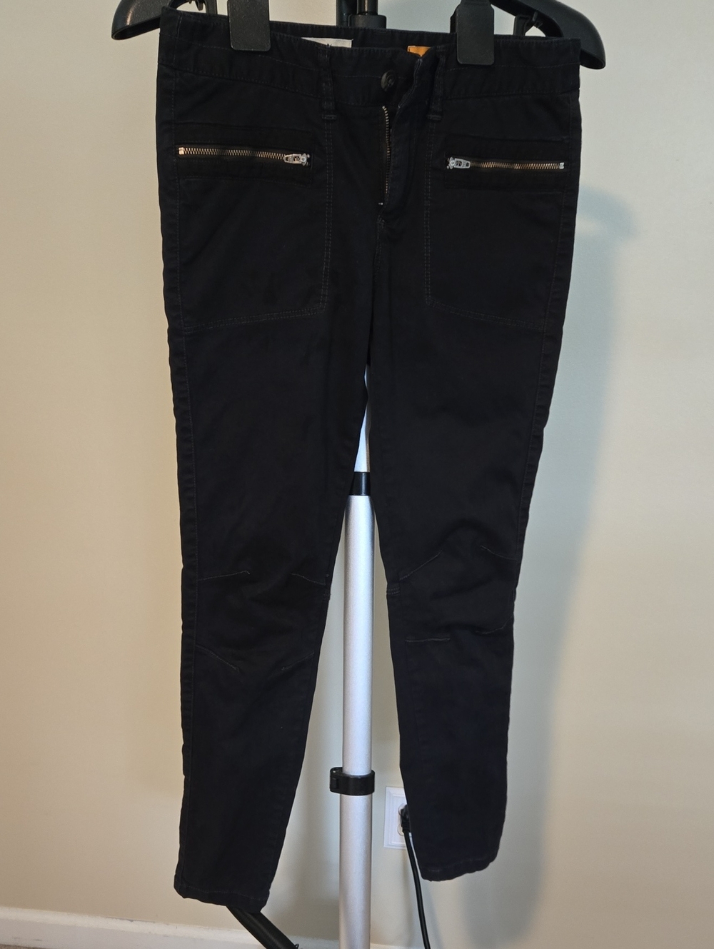 Pilcro Black Skinny Jeans with Front Zip Pockets